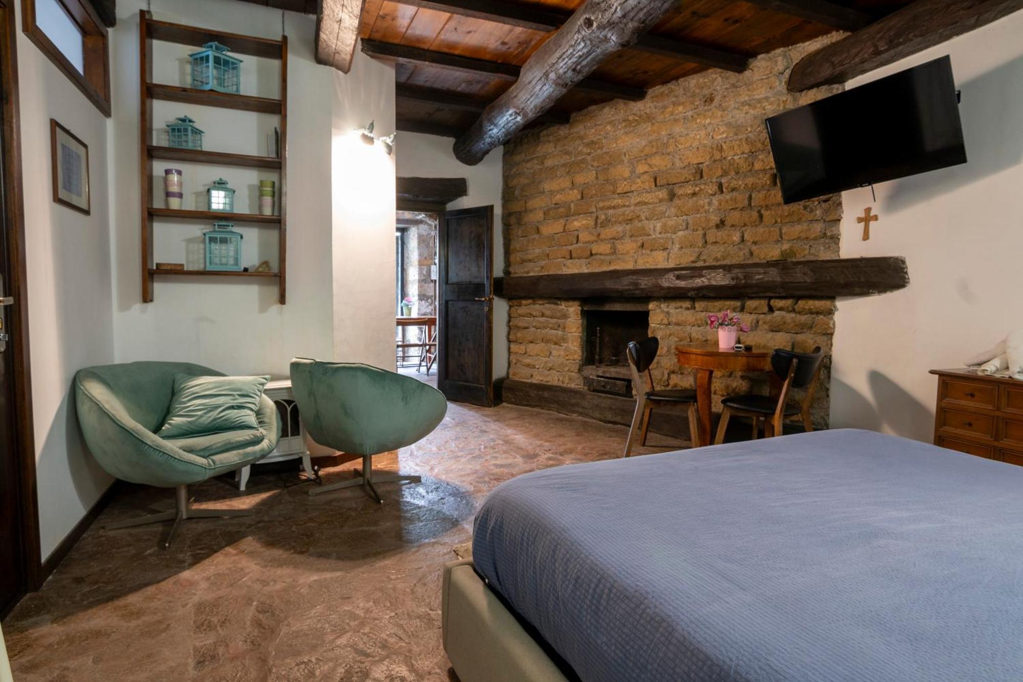 Maestosa Roccaforte Dei Principi, 3 Piani Tutti Per Voi! Sutri Luaran gambar