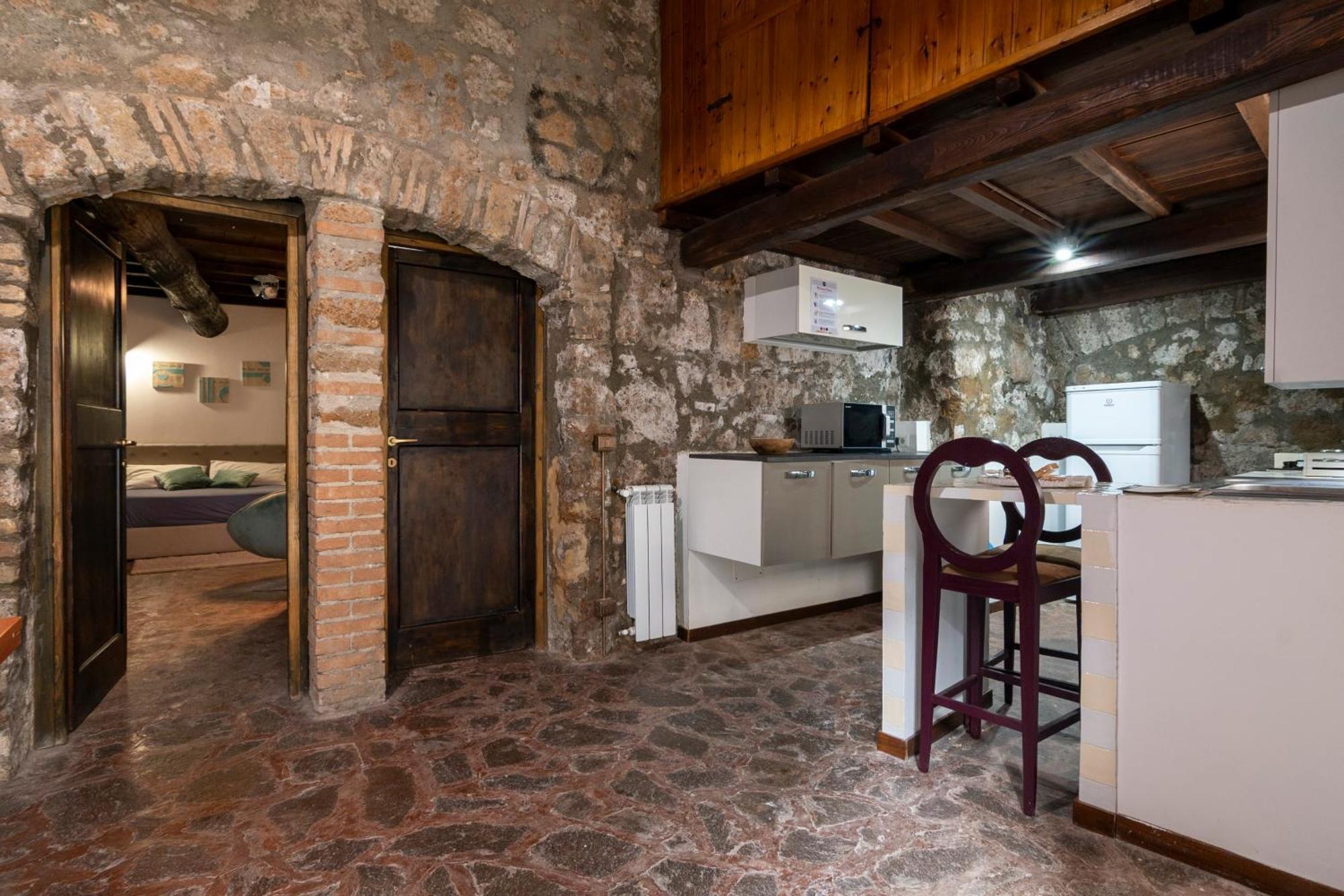 Maestosa Roccaforte Dei Principi, 3 Piani Tutti Per Voi! Sutri Luaran gambar